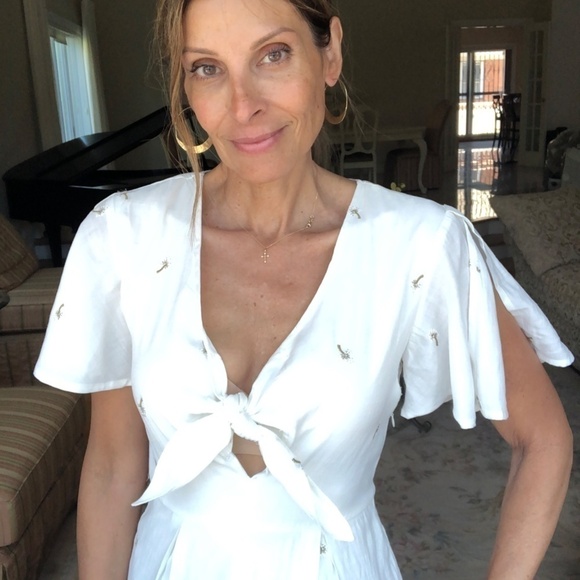 đť…şwhite romper with palm trees - Picture 17 of 17